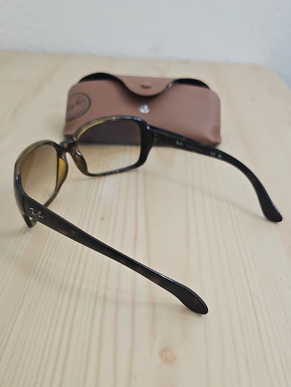 Ray-Ban Women's RB4068 Tortoise Frame Gradient Sunglasses Brown 710/51 60-17